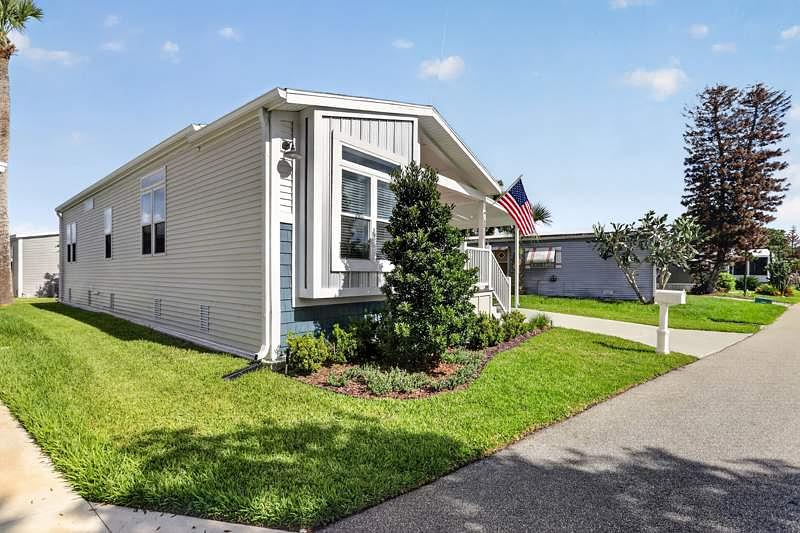 Photo of Mobile Home