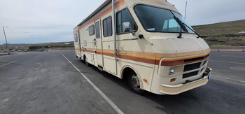 Thumbnail of RV