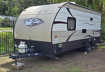 Thumbnail of RV