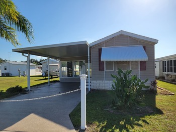 Thumbnail of mobile home