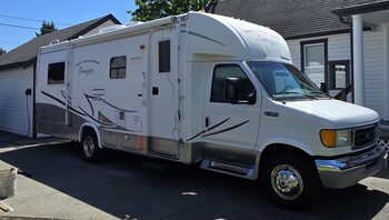 Thumbnail of RV