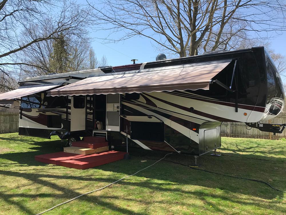 Photo of Rv
