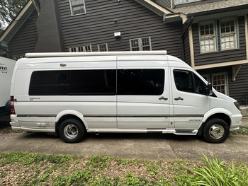 Thumbnail of RV