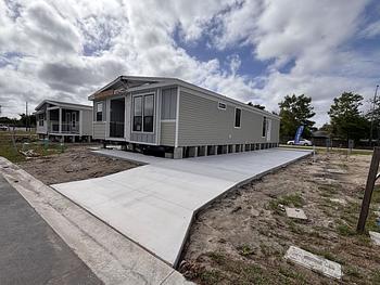 Thumbnail of mobile home