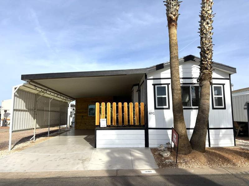 Photo of Mobile Home