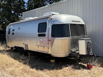 Thumbnail of RV