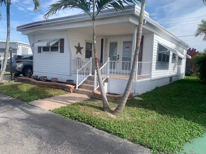 Photo of Mobile Home