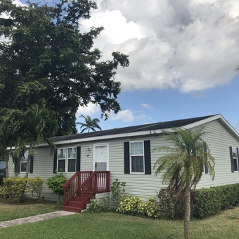 Thumbnail of mobile home