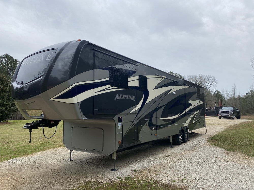 Photo of Rv