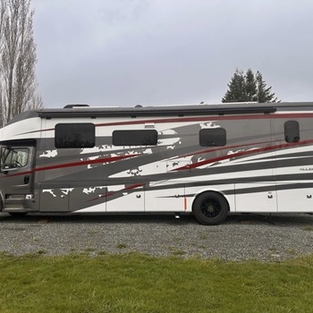Thumbnail of RV