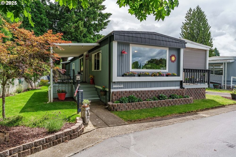 Photo of Mobile Home