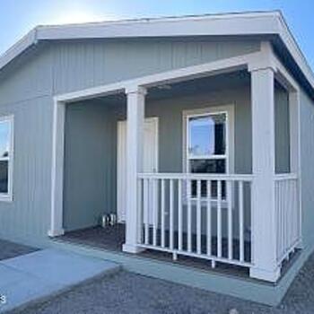 Thumbnail of mobile home