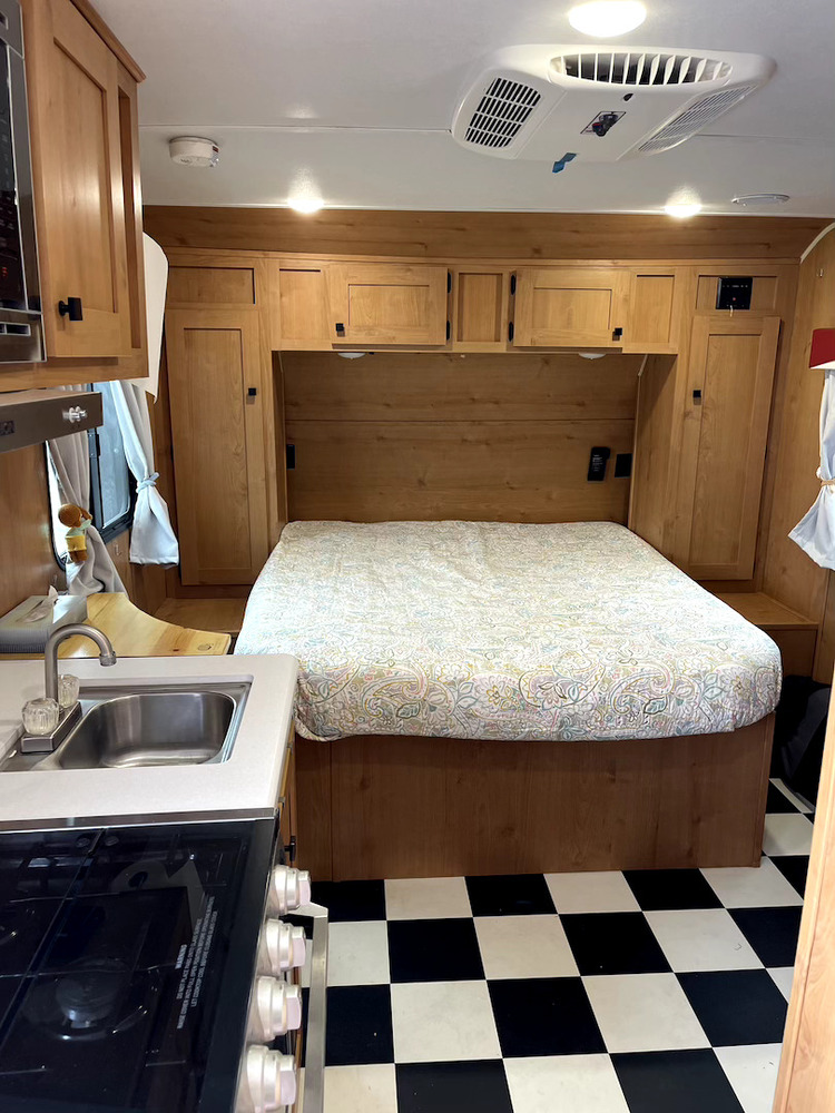 Photo of Rv