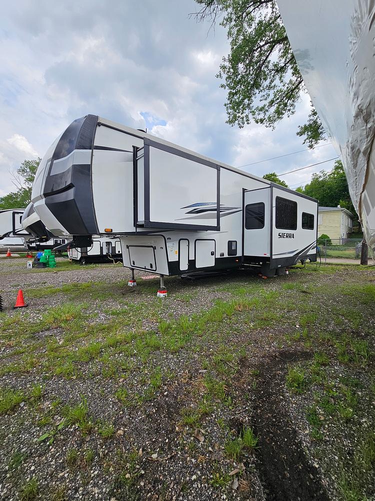 Photo of Rv