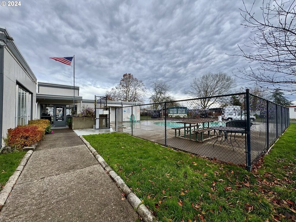 Photo of Mobile Home
