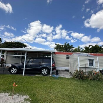 Thumbnail of mobile home
