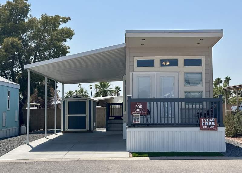 Photo of Mobile Home