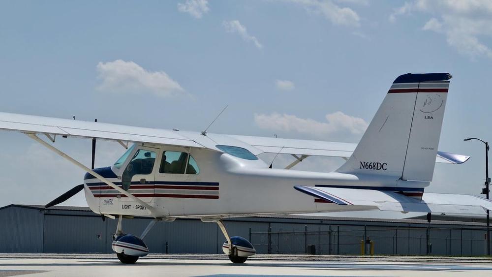 N668DC_4.jpg