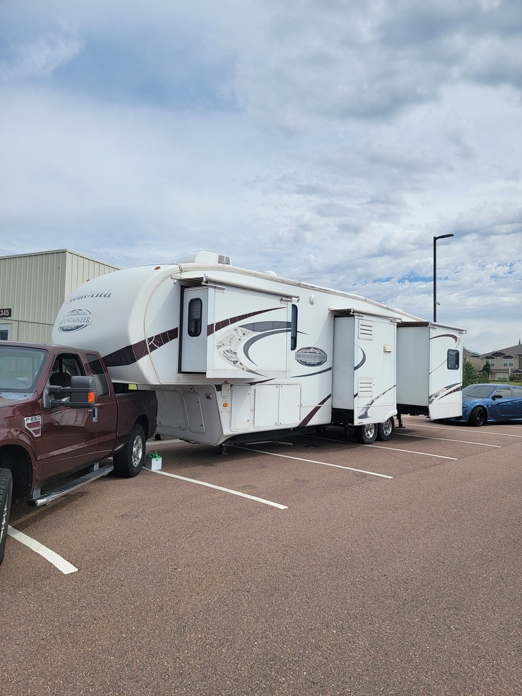 Photo of Rv