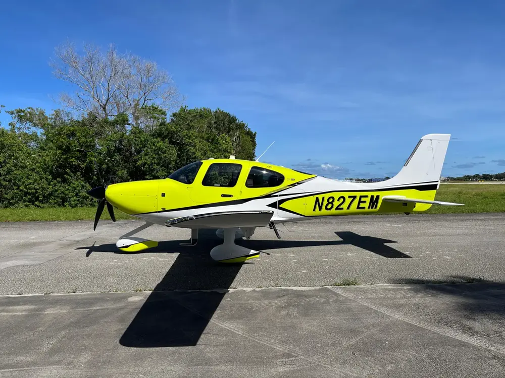 7199/cirrus-sr22-g7-turbo-2024-flightmarket-id-7199-52222.webp