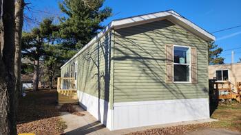 Thumbnail of mobile home