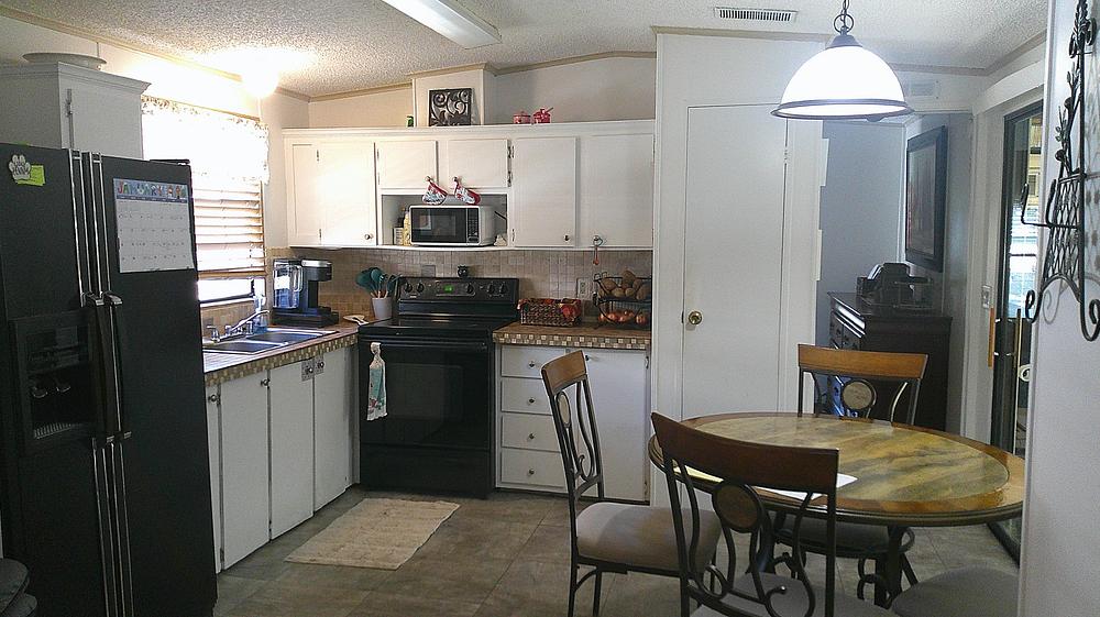 Lake Griffin Harbor Village