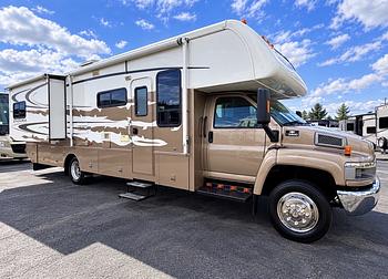 Thumbnail of RV
