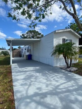 Thumbnail of mobile home