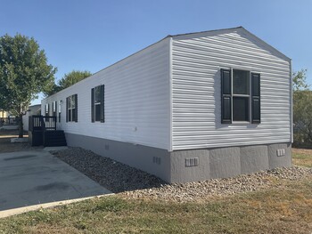 Thumbnail of mobile home