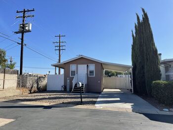 Thumbnail of mobile home