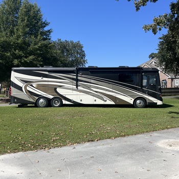 Thumbnail of RV
