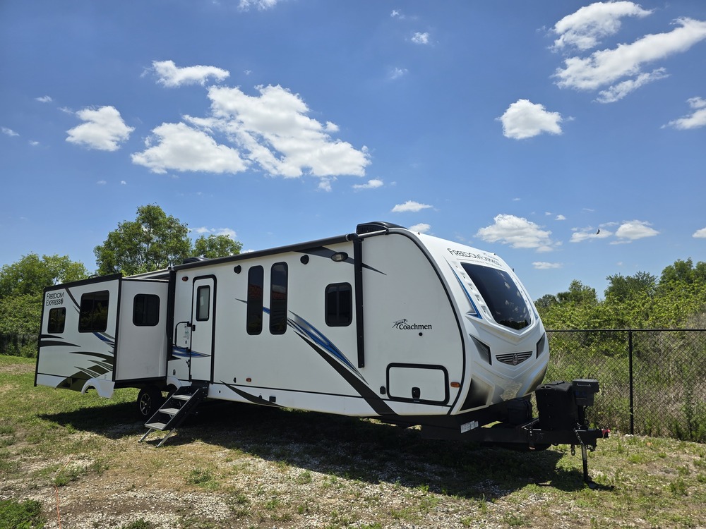 Photo of Rv