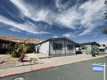 Thumbnail of mobile home