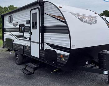 Thumbnail of RV