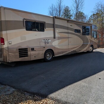 Thumbnail of RV
