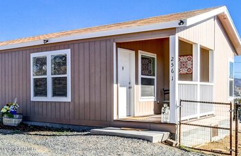 Thumbnail of mobile home