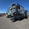 RV for Sale: 2017 FUZION 417