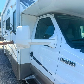 Thumbnail of RV