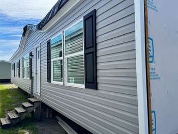 Thumbnail of mobile home