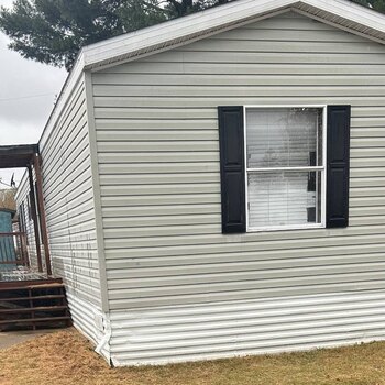 Thumbnail of mobile home
