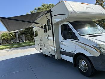 Thumbnail of RV