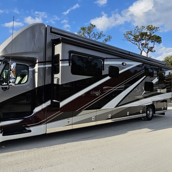 Thumbnail of RV