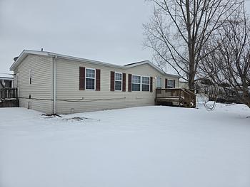 Thumbnail of mobile home