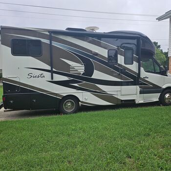 Thumbnail of RV