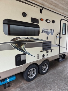 Thumbnail of RV