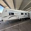 RV for Sale: 2007 ARCTIC SILVER FOX EDITION 27-5L