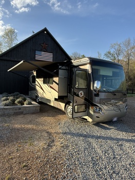 Thumbnail of RV