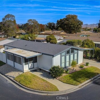 Thumbnail of mobile home