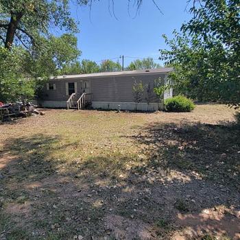 Thumbnail of mobile home
