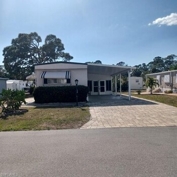 Thumbnail of mobile home